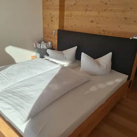 Daire Panoramablick Gerlitzen Inkl Hotelanbindung Pölling